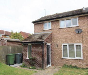 3 bedroom semi-detached house to rent - Photo 5