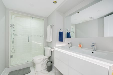 For Lease - 141 South Edgely Avenue Unit# LOWER, Toronto, Ontario - Photo 2