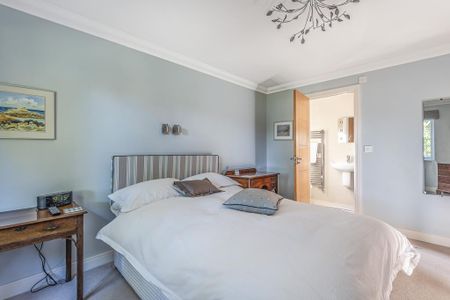 3 bedroom detached house to rent - Photo 3