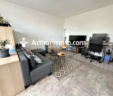 Location Appartement 2 pièces 43 m2 à Nandy - Photo 2