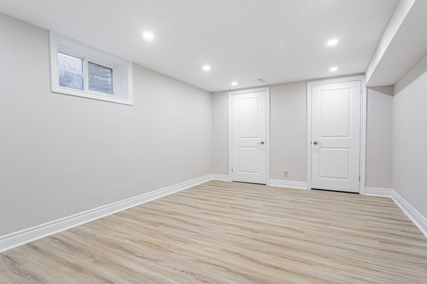 For Lease - 6 Village Squire Lane, Markham, Ontario - Photo 1