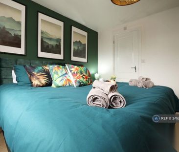 4 bedroom detached house to rent - Photo 6