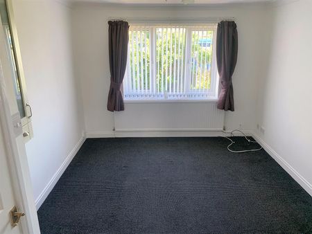 St Peters Mews, ROCK FERRY CH42 - Photo 2