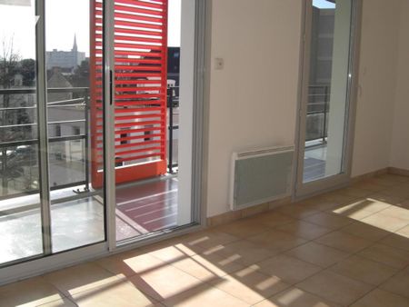 Loue Appartement REZE PONT ROUSSEAU T1 33 m2 = balcon 17 m2 - box fermé - Photo 5