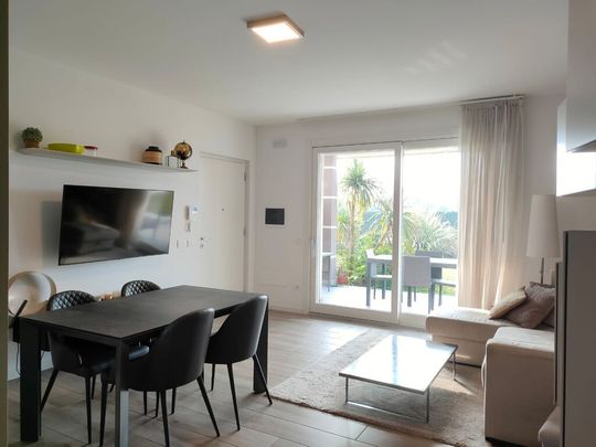 Three-rooms Apartment in residence with swimming pool in Lazise (Lazise) - Photo 1