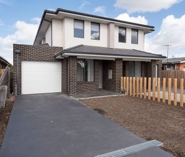 27a Clarendon Street, Avondale Heights. - Photo 2