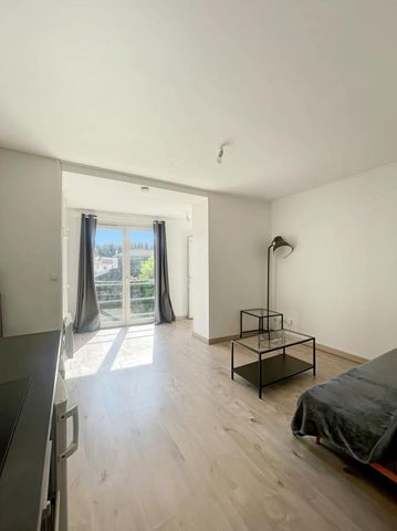 Location Appartement 2 pièces 30m² MONT DE MARSAN 40000 - Photo 2