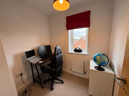 4 bedroom townhouse to rent - Photo 5