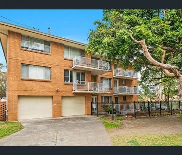 Massive! Huge! Renovated! - Photo 5