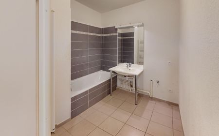 Appartement à louer 3 pièces • 55,08 m2 Vaulx-en-Velin - Photo 5