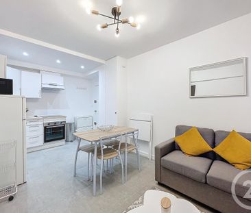 Location Appartement 2 pièces 28m² FONTENAY LE FLEURY 78330 - Photo 3