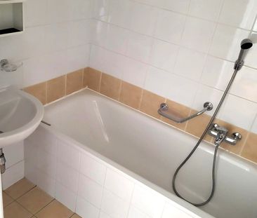 Appartement de 2 pièces avec balcon à la Servette - Photo 3