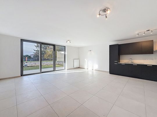 Rez-de-chaussée - à louer - Photo 1