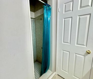 For Lease - 5 Holroyd Street Unit# Upper, Ajax, Ontario - Photo 3