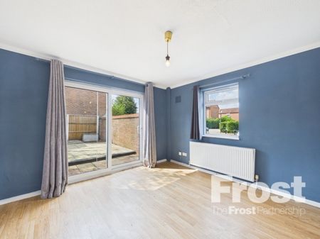 Kilross Road, Feltham, Middlesex,TW14 - Photo 2