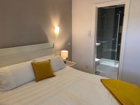 2 bedroom flat to rent - Photo 3