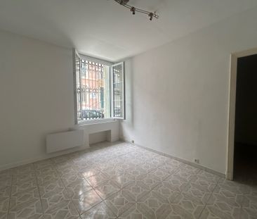 Location Appartement 2 pièces 38m² NARBONNE 11100 - Photo 5