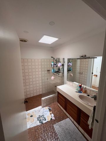 East Fremantle - Photo 4