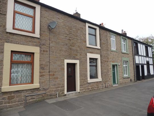 2 bedroom terraced house to rent - Photo 1