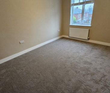 3 bed Semi-Detached - To Let - Photo 3