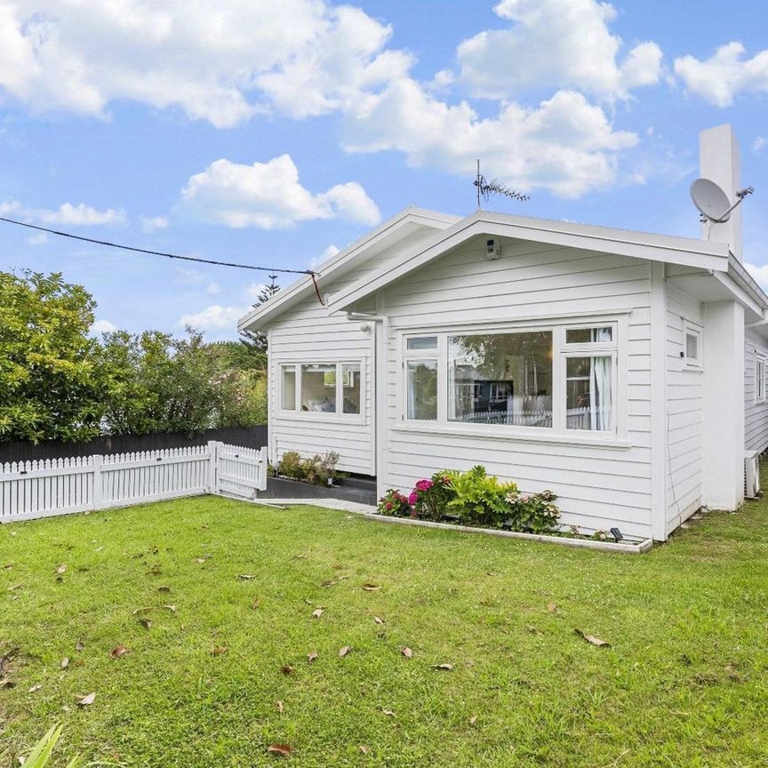 1/7 Evan Street, Belmont - Photo 1