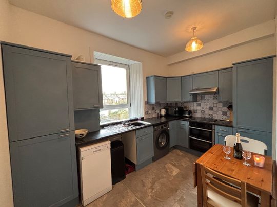 2 Bed Flat, Thomson St, AB25 - Photo 1