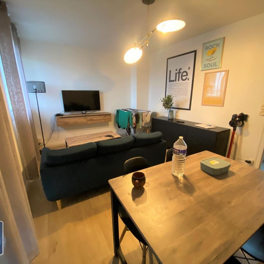 Location Appartement 1 pièce 9m² CHOLET 49300 - Photo 1