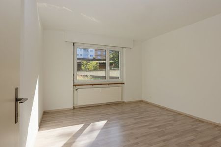 Rent a 3 ½ rooms apartment in Basel - Photo 2