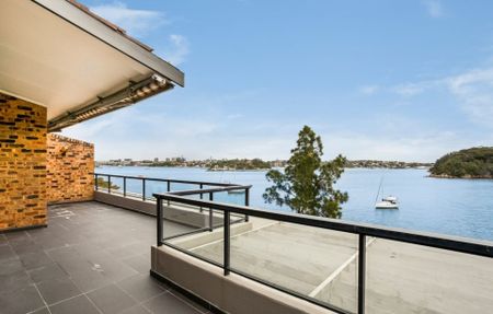 Peaceful&comma; Private Harbour View Residence in McMahons Point - Photo 2