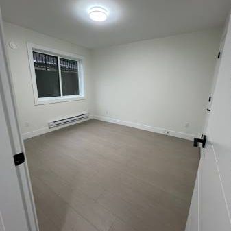 2 Bedroom basement for rent - Photo 4