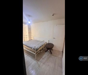 1 bedroom terraced house to rent - Photo 2