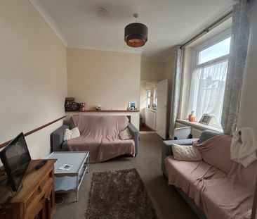 Brithdir street, Cathays - Photo 1