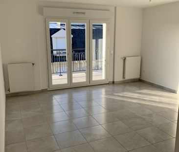 Location Appartement 2 pièces 43m² - Photo 2