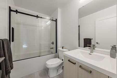 For Lease - 20 Soudan Avenue Unit# 911, Toronto, Ontario - Photo 4
