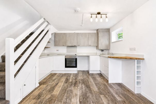 Available unfurnished from 12/05/2026 - Photo 1