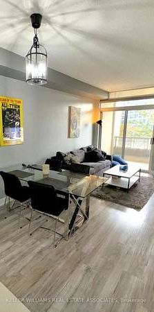 Burnhamthorpe Rd W & Duke of York Blvd Open Concept 1Bdrm +Den - Photo 1