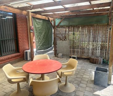 Spacious Three-Bedroom Home with Large Backyard - Photo 5