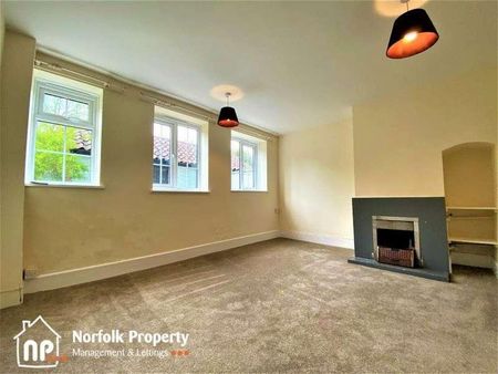Horstead, NR12 - Photo 2