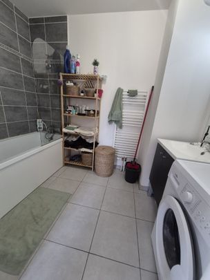 Location Appartement 2 pièces 45m² PERENCHIES 59840 - Photo 1