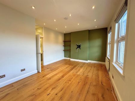 1 bedroom Flat To Let Total Size: 679 SQ FT - Photo 3