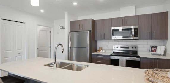 D'arcy Heights — 1 Bedroom - Photo 2