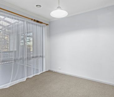 Spacious Family Home - Photo 6