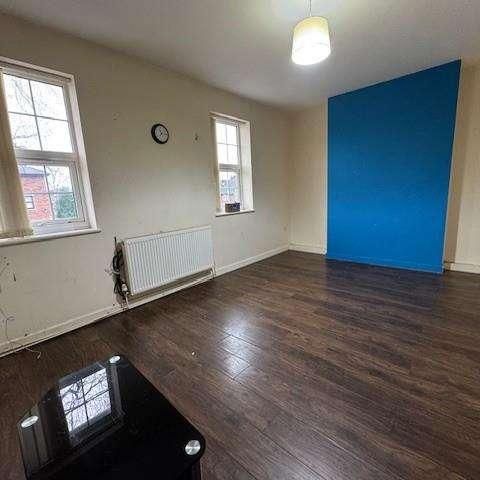 Sale Road, Manchester, M23 - Photo 1