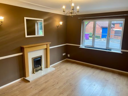 3 bedroom house to rent Kestrel Rise, Wolverhampton, WV6 - Photo 2