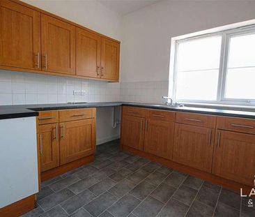 Barclay Square, Jaywick, Clacton-on-sea, CO15 - Photo 5