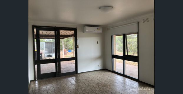 Location Location! - Photo 1