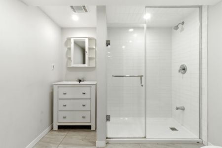 For Lease - 1624 Gallant Drive, Mississauga, Ontario - Photo 3