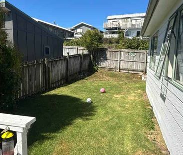 Four Bedroom Family Home - Photo 2
