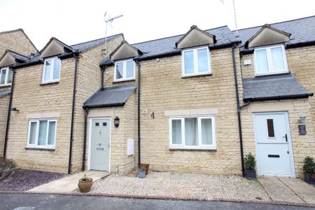 A Well Designed and Beautifully Presented Two Bedroom Modern Terraced Home Located in a Small Courtyard Development just off Corn Street, Witney - Photo 3