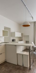 Appartement meublé et rénové dans le centre ville de Nantes - Photo 4